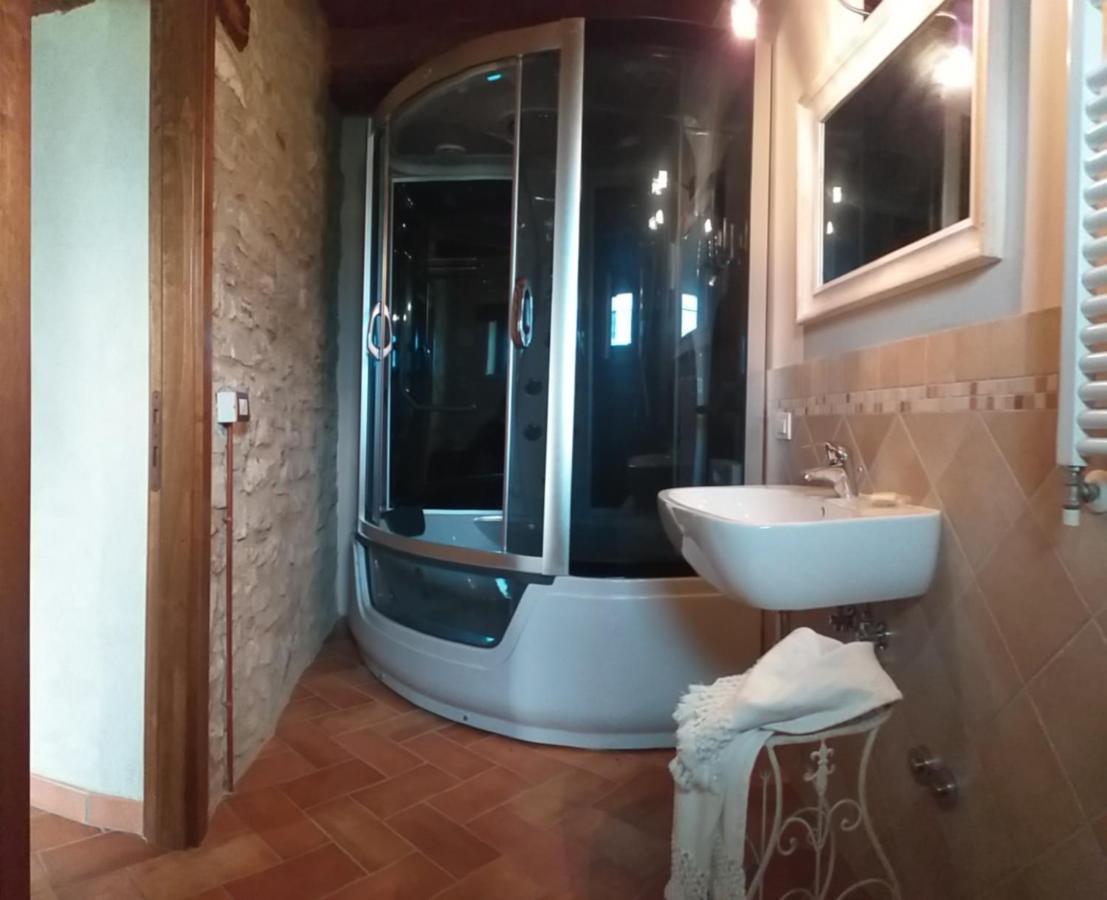 ホテル Casale Le Fontanelle Monte Grimano Terme エクステリア 写真