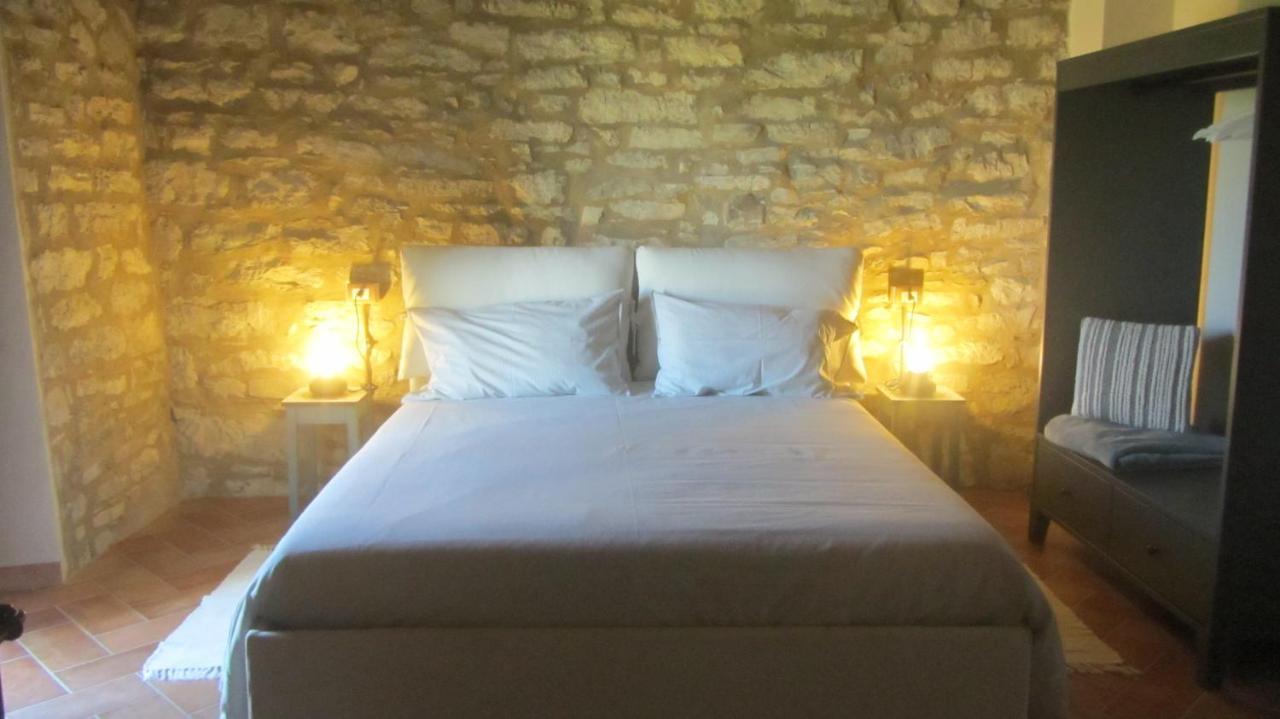 ホテル Casale Le Fontanelle Monte Grimano Terme エクステリア 写真